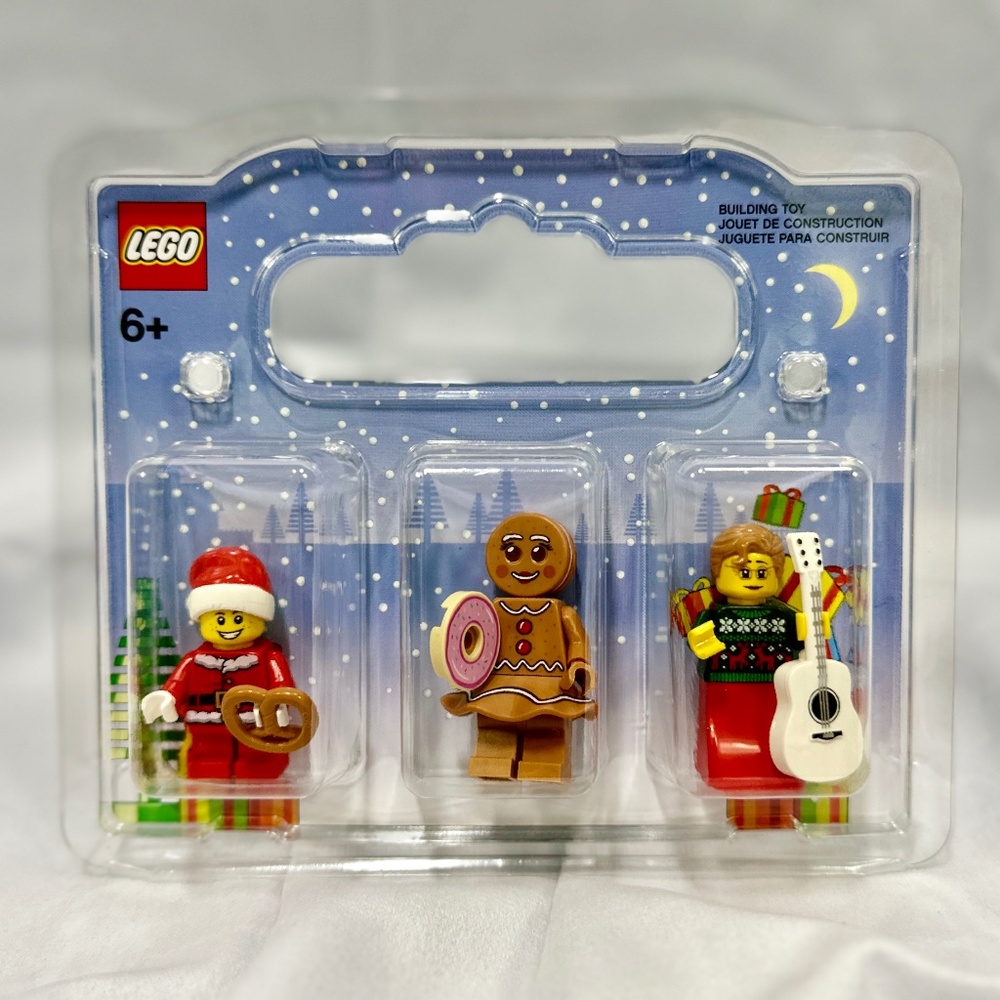 Lego BAM Exclusive Christmas Minifigures 2022 Set of 3 Ms Claus Ms Gingerbread - Picture 2 of 2